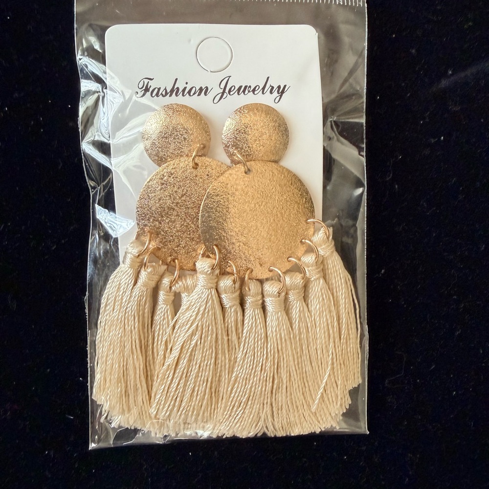 3/$15Fashion Jewelry Gold Tassel Drop Earrings - Beige Tassels